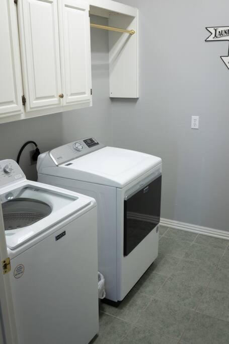 Walking Distance To Coler Mtn Bike - 3Br 2Ba Villa Bentonville Bagian luar foto