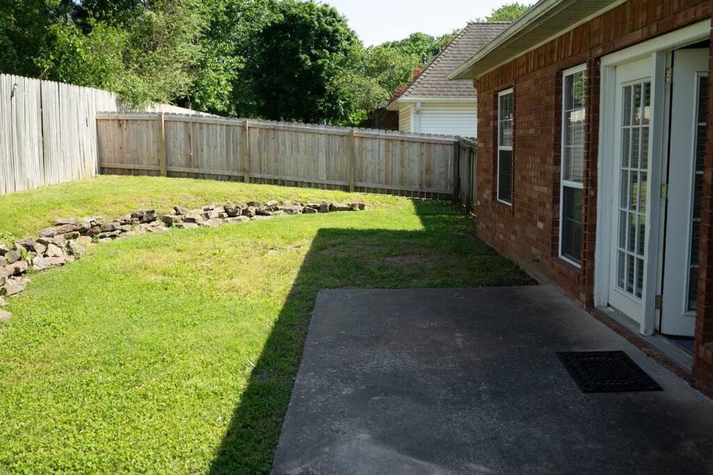 Walking Distance To Coler Mtn Bike - 3Br 2Ba Villa Bentonville Bagian luar foto